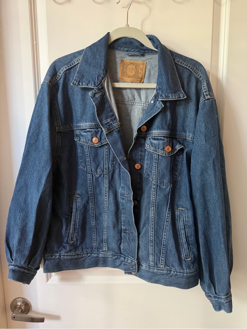 Classic Women's Blue Denim Jean Jacket - Relaxed Fit